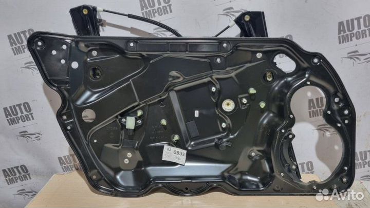 Стеклоподъемник передний левый Volkswagen Passat