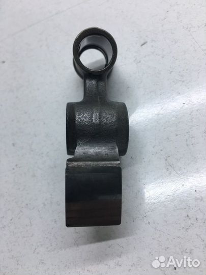 Рокер клапана Mercedes-Benz S-Class W126 M103E26