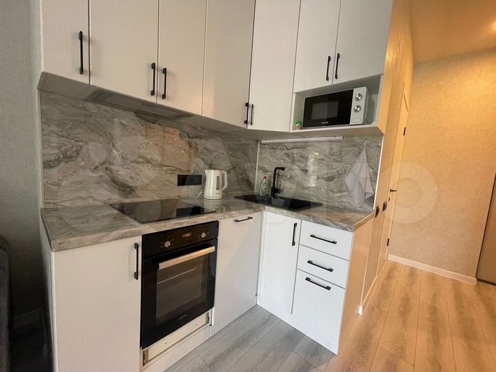 Квартира-студия, 33 м², 17/17 эт.