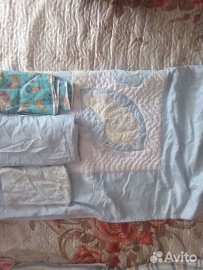 Бортики в кроватку