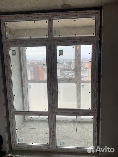 Дверь пластиковая с окном