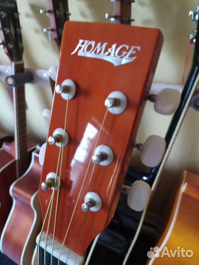 Акустическая гитара