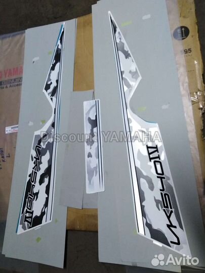 Оригинальные наклейки на капот Yamaha Viking 540