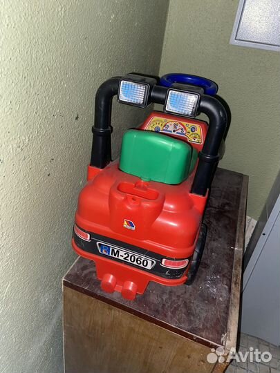 Машинка каталка