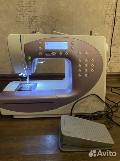 Швейная машина Bernina Bernette 2092c