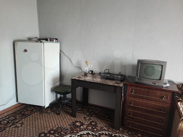 Комната 17 м² в 4-к., 8/9 эт.