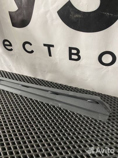 Накладка двери левой Volvo 78528778