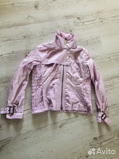 Ветровка женская