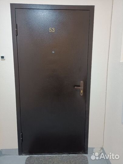 Дверь входная металлическая новая