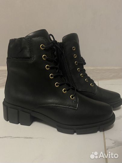 Ботинки Solidus женские демисезон 36