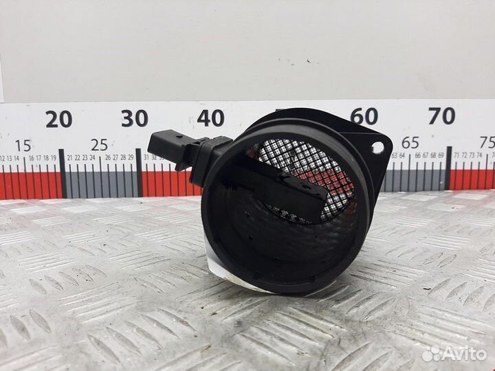 Расходомер воздуха (дмрв) для Volkswagen Passat 6