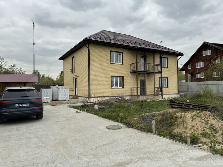 Дом 300 м² на участке 6 сот.