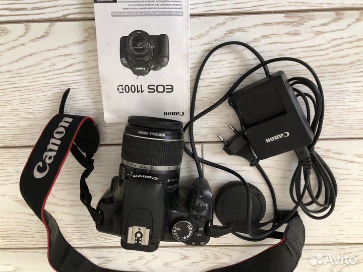 Зеркальный фотоаппарат Canon eos 1100d