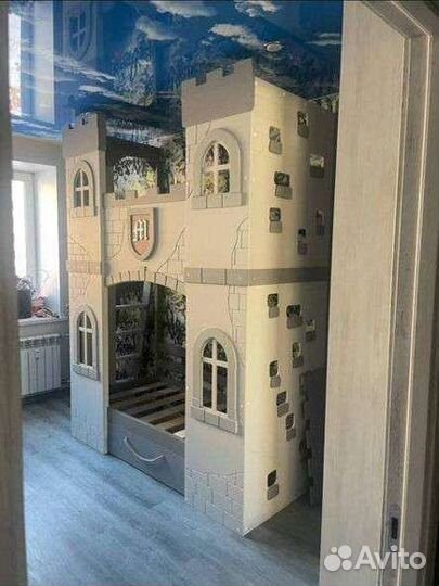 Кровать двухьярусная крепость