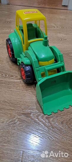 Детский трактор