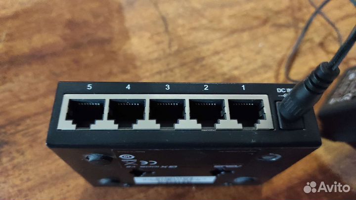 Коммутатор, switch Asus GX1005/G