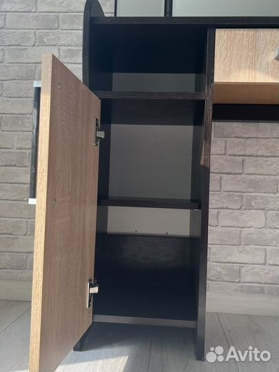 Трельяж с зеркалом туалетный столик