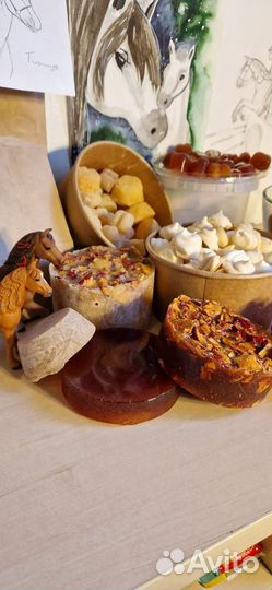 Вкусняшки для лошадей