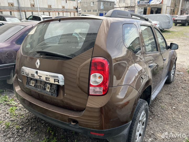 Renault Duster 1.6 МТ, 2012, битый, 150 000 км