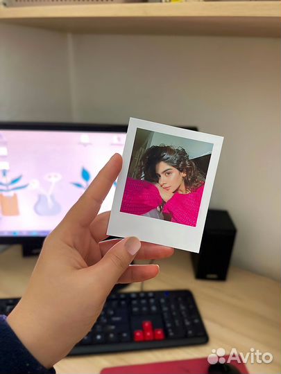 Polaroid