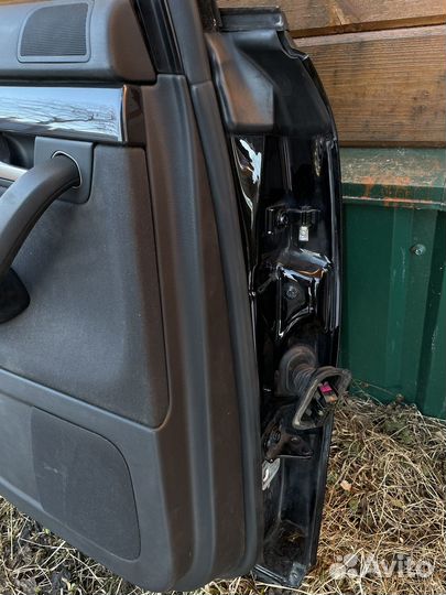 Дверь (левая) на Audi A4 b6