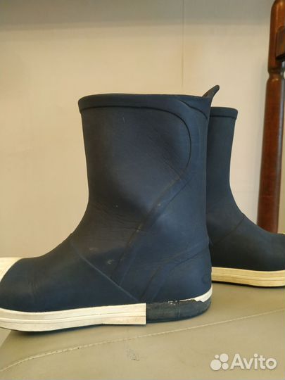 Резиновые сапоги crocs