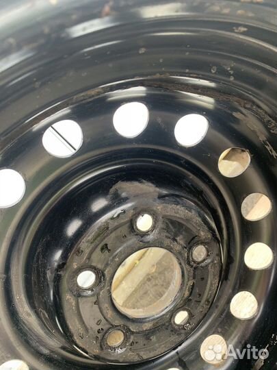 Диски штампы киа 51/2Jx ET 47 15r+ колпаки
