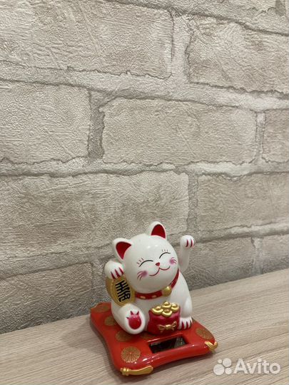 Lucky cat или Манеке-Нэко(есть в наличии)