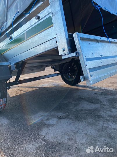 Прицеп легковой 2.5м на 1.3м