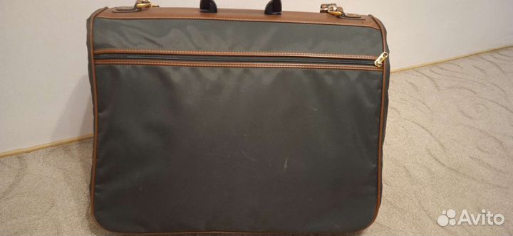 Чемодан порплед Samsonite