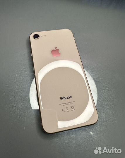 iPhone 8, 64 ГБ