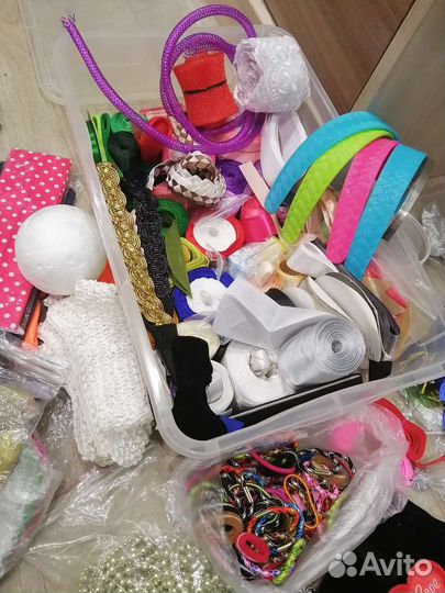 Атласная лента разные (много) и не только ленты