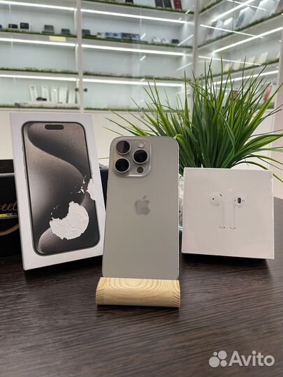 iPhone 15 Pro, 256 ГБ