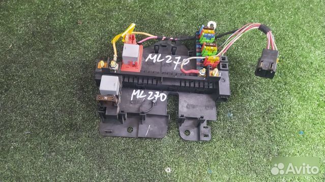 Блок предохранителей Mercedes Ml270 163 612.963