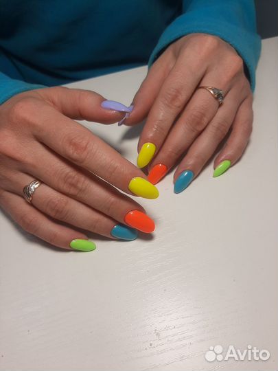 Мастер маникюра и педикюра