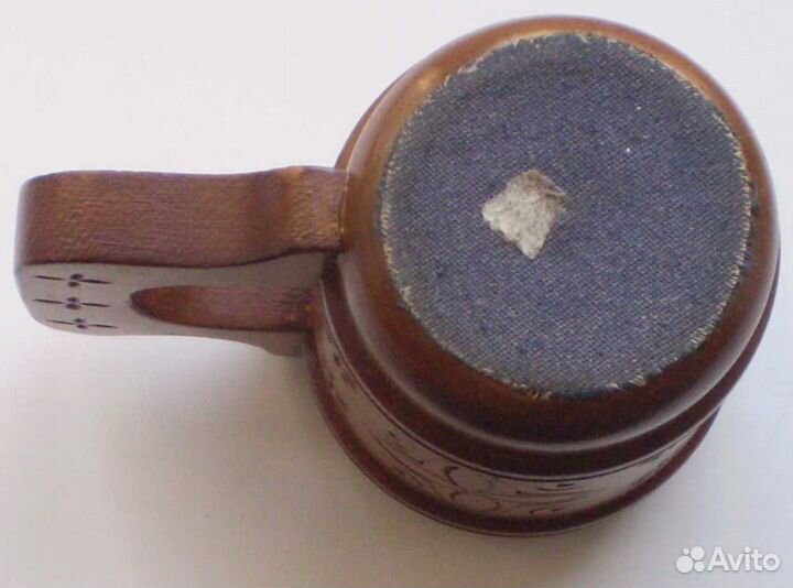 Большая деревянная пивная кружка с ручкой