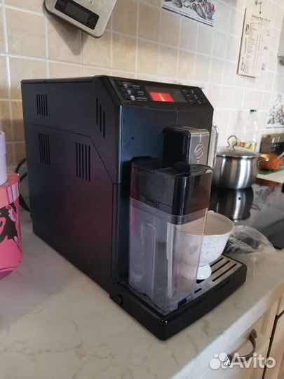 Кофемашина saeco minuto