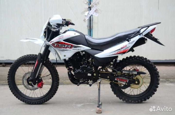 Мотоцикл Cross interceptor