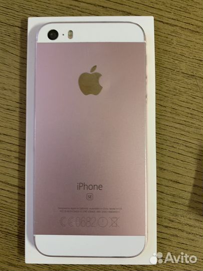 iPhone SE, 32 ГБ