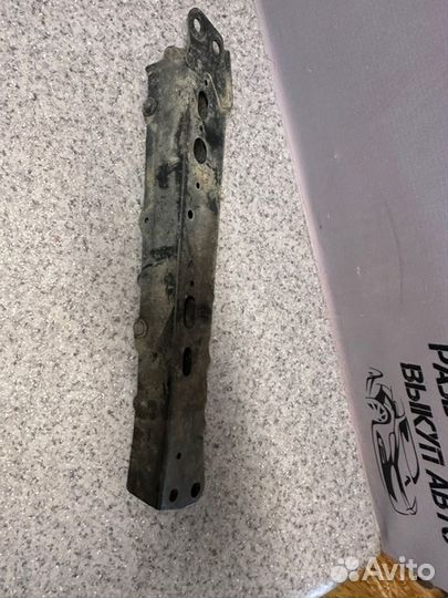 Балка продольная под двс правая Toyota Corolla