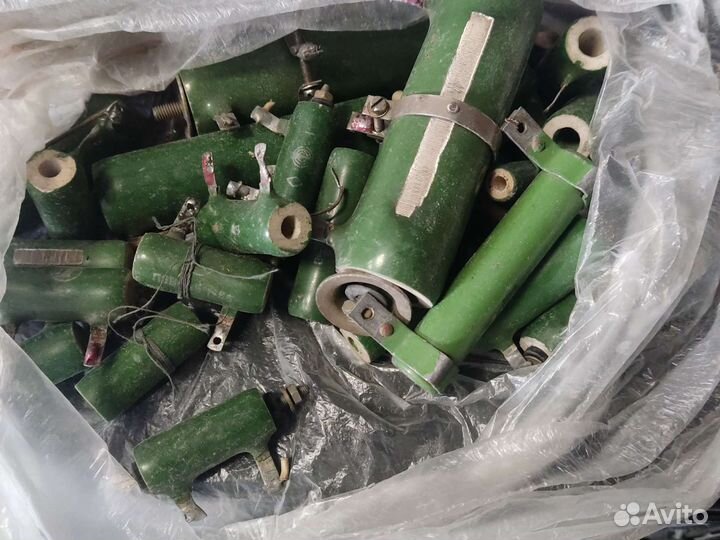 Резистор переменный