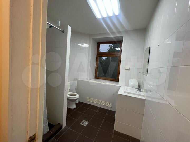 Комната 40 м², 1/3 эт.