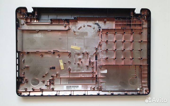 Б/у Нижняя часть корпуса- поддон Asus D540N