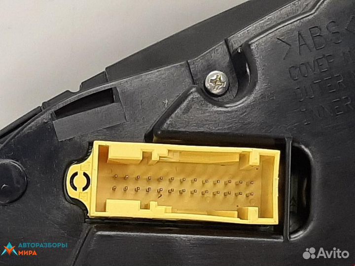 Щиток приборов (приборная панель) Peugeot 5008