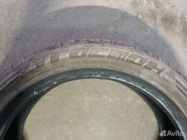 Toyo Proxes R30 215/45 R17