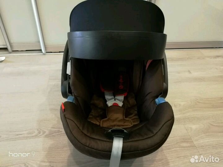 Автокресло люлька-переноска Cybex Gold