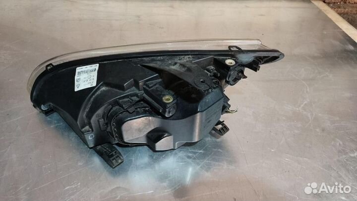 Фара правая Ford Focus 2 2008 4M5113W029AF