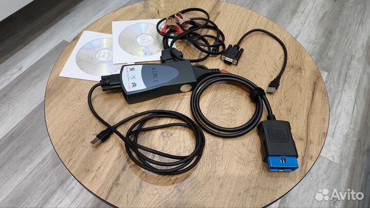 Автосканер Lexia-3 Citroen / Peugeot (Full Chip)