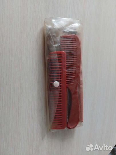 Набор расчесок