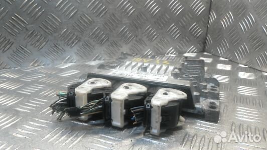 Блок управления двс ford focus 2 (10V13PC01)